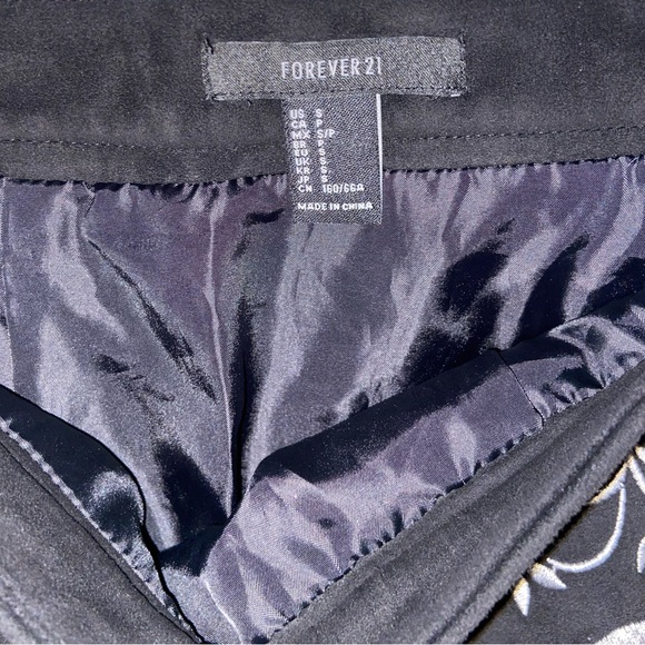 black floral Forever 21 bottoms y2k cute mini suede skirt grunge hipster dress - Picture 6 of 7